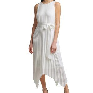 Jessica HOWARD PETITES White Pleated  Belted Handkerchief dress